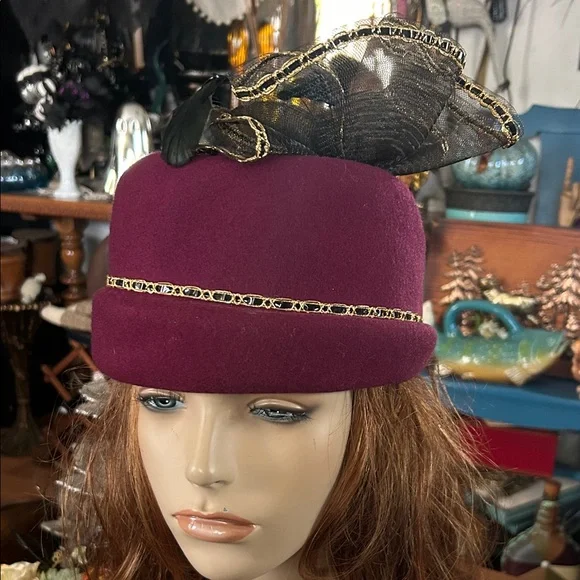 Vintage | Accessories | Elegant Vintage Burgundy Hat With  display picture 2